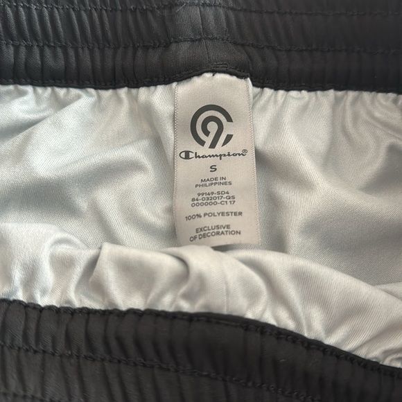 Champion athletic shorts - Picture 2 of 4